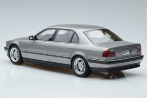 BMW 7 Series E38 750iL Otto 1:18 OT952 Resin — billede 5 af 6