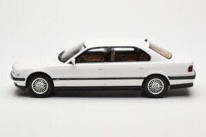 BMW 750iL E38 Asia Exclusive Hvid Otto 1:18 OT836 Resin — billede 3 af 6