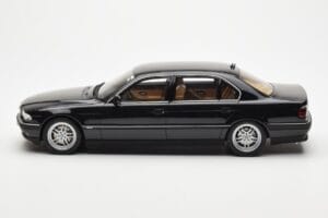 BMW 750iL E38 Sort Otto 1:18 OT609 Resin — billede 3 af 6