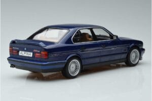BMW Alpina B10 4.6 E34 Blå MCG 1:18 MCG18230 Metal — billede 2 af 6