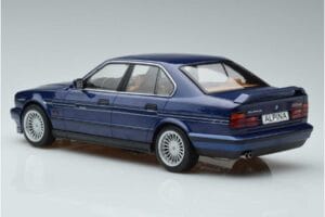 BMW Alpina B10 4.6 E34 Blå MCG 1:18 MCG18230 Metal — billede 5 af 6