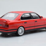 BMW Alpina B10 E34 Biturbo Rød Otto 1:18 - image 2 of 6
