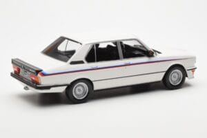 BMW M535i E12 Hvid Norev 1:18 183265 Metal — billede 2 af 5