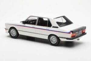 BMW M535i E12 Hvid Norev 1:18 183265 Metal — billede 4 af 5