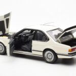 BMW M635 CSi E24 Hvid Dealer Edition AUTOart 1:18 - image 5 of 8