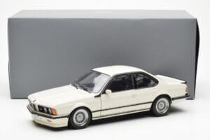 BMW M635 CSi E24 Hvid Dealer Edition AUTOart 1:18 80430145829 Metal — billede 8 af 8