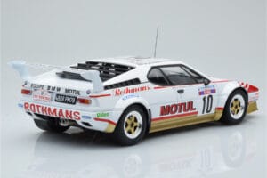 BMW M1 Motul #10 B. Darniche / A. Mahe Rally Tour de Corse 1982 IXO 1:18 18RMC114 Metal — billede 2 af 6