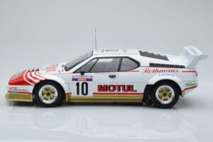 BMW M1 Motul #10 B. Darniche / A. Mahe Rally Tour de Corse 1982 IXO 1:18 18RMC114 Metal — billede 3 af 6