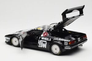 BMW M1 #111 Team MK Motorsport J-L. Witmeur / Krankenberg / Libert 24 Hours of Le Mans 1986 Minichamps 1:18 180862911 Metal — billede 5 af 8
