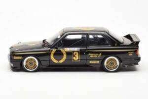 BMW M3 E30 #3 J. Richards Austrian Airlines ATCC 1987 AUTOart 1:18 88745 Metal — billede 4 af 8