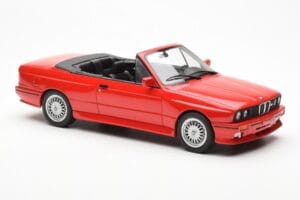 BMW M3 E30 Cabriolet Rød Otto 1:18 OT077 Resin — billede 4 af 6