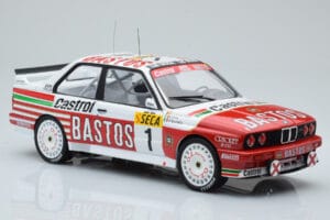 BMW M3 E30 Bastos #1 R. Ravaglia / E. Pirro / E. Van de Poele 24 Hours of Spa 1991 IXO 1:18 18RMC081A Metal — billede 4 af 6