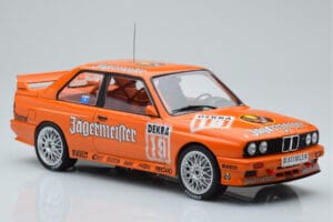 BMW M3 E30 Jagermeister #19 A. Hahne DTM Nurburgring 1992 IXO 1:18 18RMC082A Metal — billede 4 af 6
