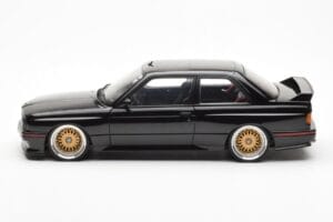 BMW M3 E30 Sport Evolution Sort Custom Wheels AUTOart 1:18 70562 Metal — billede 4 af 8