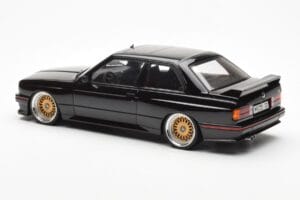 BMW M3 E30 Sport Evolution Sort Custom Wheels AUTOart 1:18 70562 Metal — billede 7 af 8