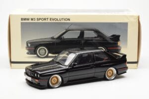 BMW M3 E30 Sport Evolution Sort Custom Wheels AUTOart 1:18 70562 Metal — billede 8 af 8