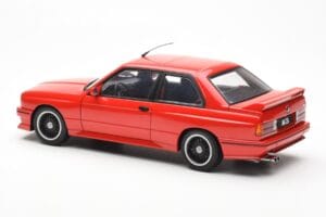 BMW M3 E30 Sport Evolution Cecotto Edition Rød AUTOart 1:18 70566 Metal — billede 7 af 8
