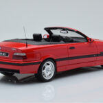 BMW M3 E36 Cabriolet Rød Otto 1:18 - image 2 of 6