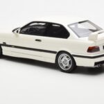 BMW M3 E36 Lightweight Hvid Otto 1:18 - image 5 of 6