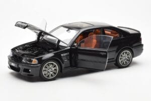 BMW M3 E46 Sort AUTOart 1:18 70541 Metal — billede 2 af 8