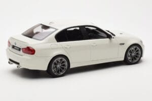 BMW M3 E90 Sedan Hvid GT Spirit 1:18 GT053 Resin — billede 2 af 6