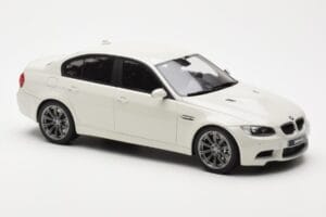 BMW M3 E90 Sedan Hvid GT Spirit 1:18 GT053 Resin — billede 4 af 6