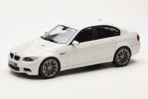 BMW M3 E90 Sedan Hvid GT Spirit 1:18 GT053