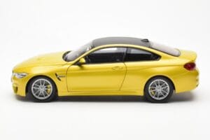 BMW M4 F82 Austin Gul Metallic Paragon 1:18 80432339606 Metal — billede 4 af 8