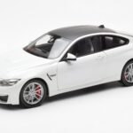 BMW M4 F82 Frozen Brilliant Hvid Paragon 1:18 PA-97101