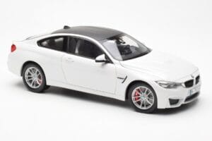BMW M4 F82 Frozen Brilliant Hvid Paragon 1:18 PA-97101 Metal — billede 6 af 8