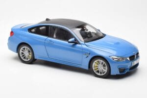 BMW M4 F82 Yas Marina Blå Paragon 1:18 PA-97102 Metal — billede 6 af 8