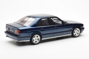 BMW M5 E34 Blå Metallic Otto 1:18 OT576 Resin — billede 2 af 6