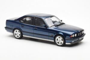 BMW M5 E34 Blå Metallic Otto 1:18 OT576 Resin — billede 4 af 6