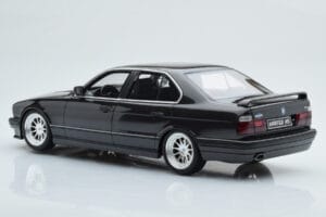 BMW M5 E34 Hartge Sort Otto 1:18 OT362B Resin — billede 4 af 6