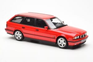 BMW M5 E34 Touring Rød Otto 1:18 OT951 Resin — billede 4 af 6