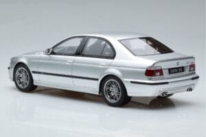 BMW M5 E39 Sølv Otto 1:18 OT747B Resin — billede 5 af 7
