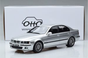 BMW M5 E39 Sølv Otto 1:18 OT747B Resin — billede 7 af 7