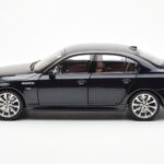 BMW M5 E60 Carbon Sort Kyosho 1:18 - image 4 of 8