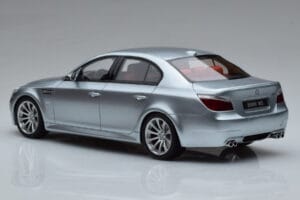BMW M5 E60 Sølv Otto 1:18 OT426 Resin — billede 5 af 6