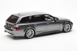 BMW M5 E61 Touring Grå Otto 1:18 OT189 Resin — billede 2 af 6