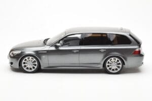 BMW M5 E61 Touring Grå Otto 1:18 OT189 Resin — billede 3 af 6