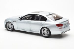 BMW M5 F10 Silverstone Sølv Paragon 1:18 80432186353 Metal — billede 7 af 8