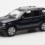 BMW X5 4.4i E53 Mørk Blå Kyosho 1:18