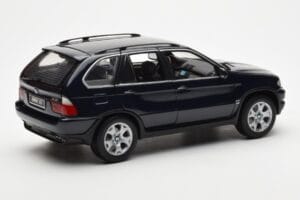 BMW X5 4.4i E53 Mørk Blå Kyosho 1:18 08521DB Metal — billede 3 af 8