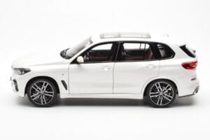 BMW X5 G05 Hvid Paragon 1:18 80432450996 Metal — billede 4 af 8