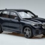 BMW X5 G05 Blå Norev 1:18 183283 Metal - image 5 of 7