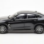 BMW X6 M F86 Sapphire Sort Metallic Norev 1:18 - image 4 of 8