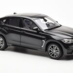 BMW X6 M F86 Sapphire Sort Metallic Norev 1:18 - image 6 of 8
