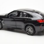 BMW X6 M F86 Sapphire Sort Metallic Norev 1:18 - image 7 of 8