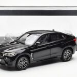 BMW X6 M F86 Sapphire Sort Metallic Norev 1:18 - image 8 of 8